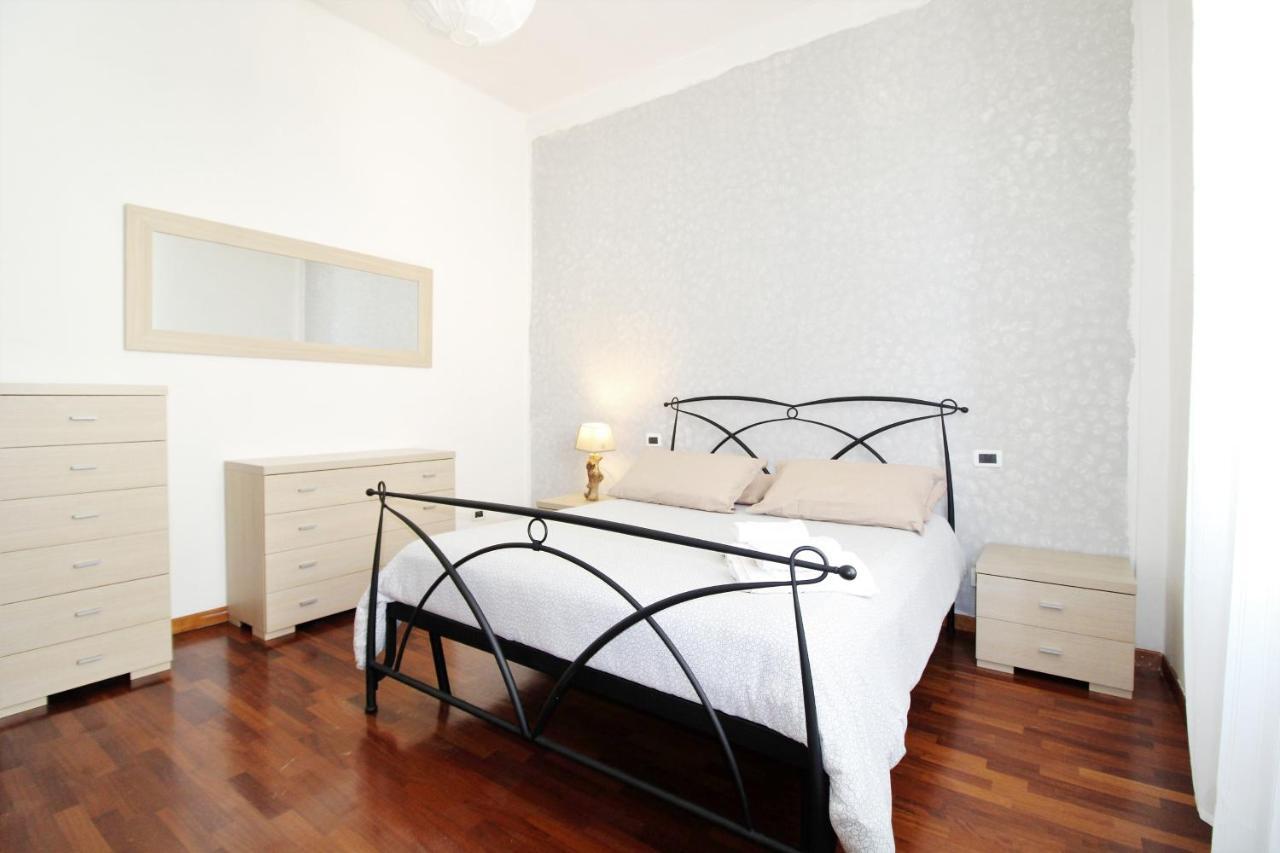 Appartement Le Case Di Italo - Viale Ippolito Nievo 21 à Livourne Extérieur photo